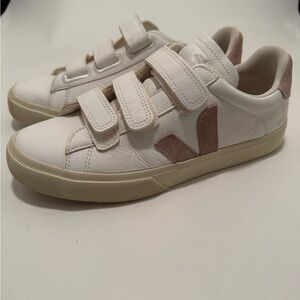 Veja Recife sneakers women’s size 10
